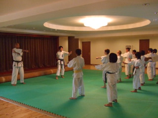 BLOG8182_0001.jpg